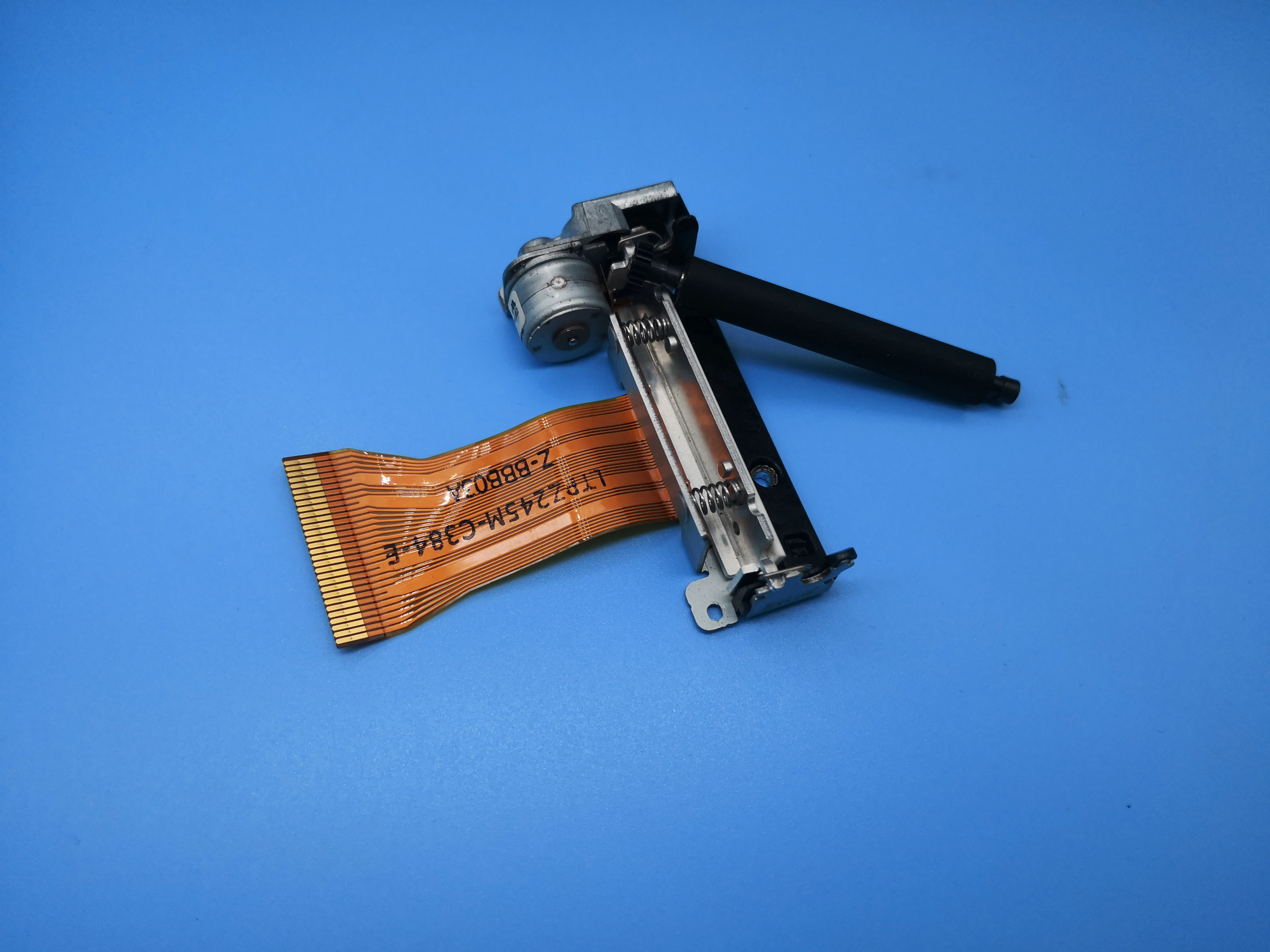 LTPZ245B 5 шт./лот оригинальная печатающая головка LTPZ245M-C384-E печатающая головка для чеков 58 мм чековый принтер для LTPZ245 LTPZ245M LTPZ245R
LTPZ245B 5 шт./лот оригинальная печатающая головка LTPZ245M-C384-E печатающая головка для чеков 58 мм чековый принтер для LTPZ245 LTPZ245M LTPZ245R