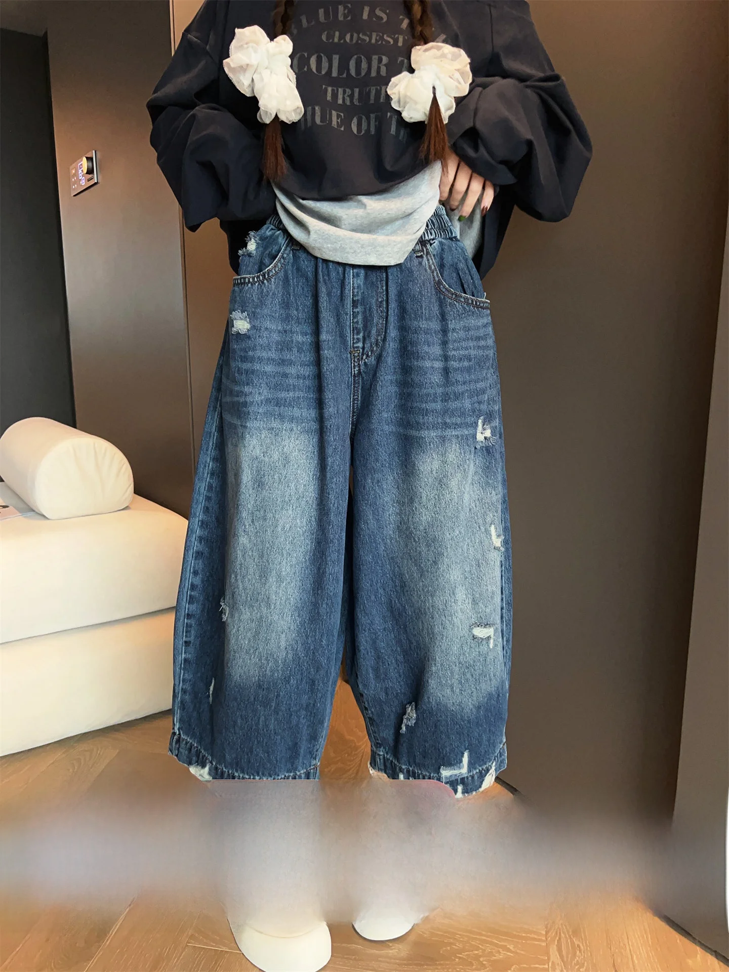 Fashionable Retro Women's Wide Leg Jeans Spring Summer New Loose Straight Cut Trousers Eight Parts Pants MRS SHAO
Fashionable Retro Women's Wide Leg Jeans Spring Summer New Loose Straight Cut Trousers Eight Parts Pants MRS SHAO