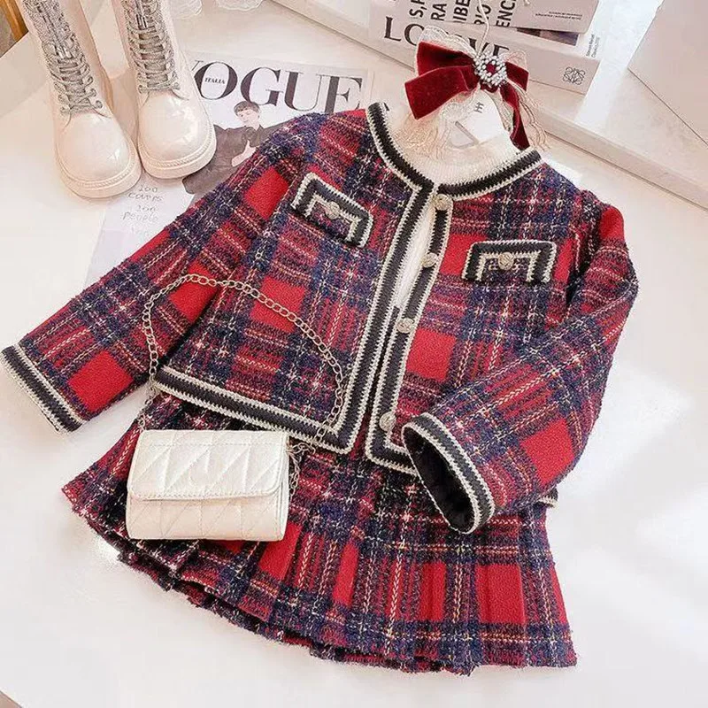 Children's Clothing Spring and Autumn Girls' Fashion Korean Plaid Small Fragrance Coat Children's Short Skirt Two-piece Set
Children's Clothing Spring and Autumn Girls' Fashion Korean Plaid Small Fragrance Coat Children's Short Skirt Two-piece Set