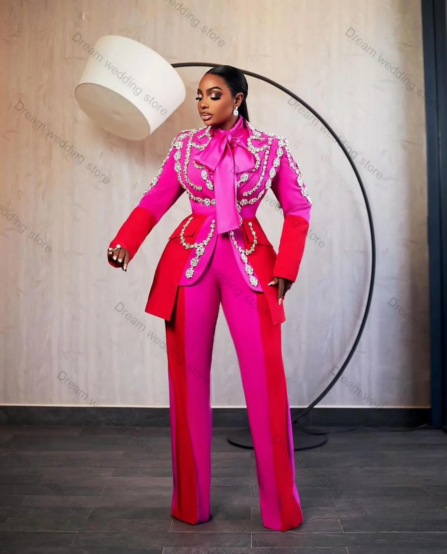 Pink Red Women Suit Pants Set 2 Piece Crystals Blazer+Trousers Formal Office Lady Jacket Cotton Wedding Tuxedo Customized Outfit
Pink Red Women Suit Pants Set 2 Piece Crystals Blazer+Trousers Formal Office Lady Jacket Cotton Wedding Tuxedo Customized Outfit