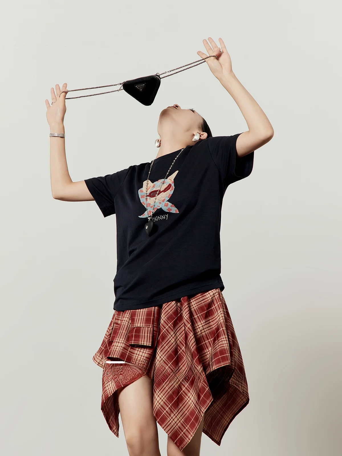 Свободная синяя футболка женская, лето 2021, новинка с принтом головы животного, повседневная футболка ort Sve round Ne Top Moisture ng
Свободная синяя футболка женская, лето 2021, новинка с принтом головы животного, повседневная футболка ort Sve round Ne Top Moisture ng