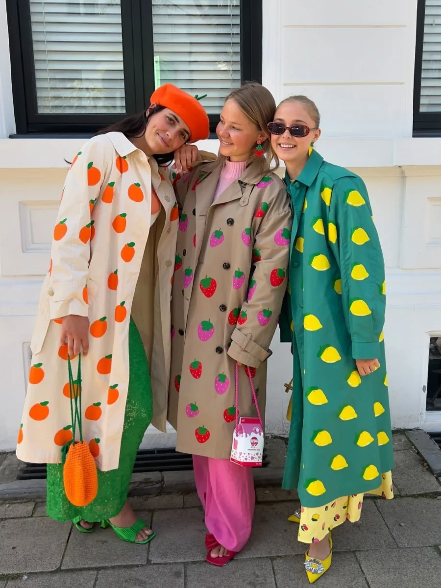 Autumn Fruits Graphic Print Long Trench Coat Women 2024 New Single Breasted Long Sleeve Outerwear Vintage Fashion Trench Jackets
Autumn Fruits Graphic Print Long Trench Coat Women 2024 New Single Breasted Long Sleeve Outerwear Vintage Fashion Trench Jackets