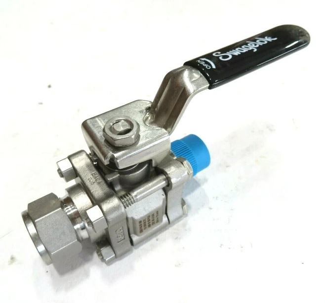 Swagelok Tube Fitting SS-63TSW12T-33 Stainless Steel 3-Piece 60 Series Ball Valve, Reinforced PTFE Seats, 3/4 in
Swagelok Tube Fitting SS-63TSW12T-33 Stainless Steel 3-Piece 60 Series Ball Valve, Reinforced PTFE Seats, 3/4 in