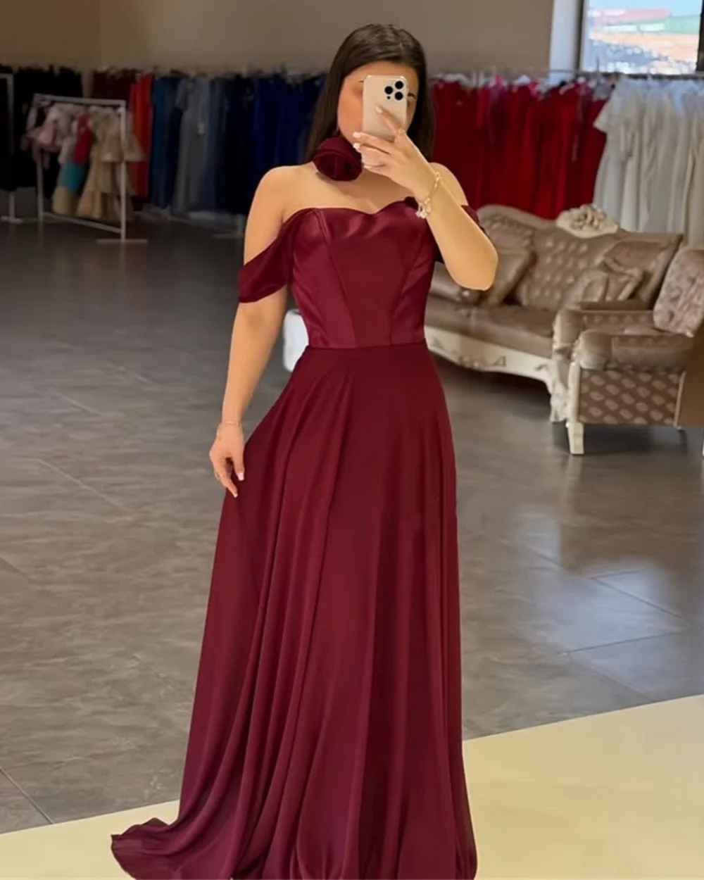 Customized Modern Style Matching Charmeuse Ruched Pleat A-line Off-the-shoulder Long Dresses Bespoke Occasion Dresses Fashion
Customized Modern Style Matching Charmeuse Ruched Pleat A-line Off-the-shoulder Long Dresses Bespoke Occasion Dresses Fashion