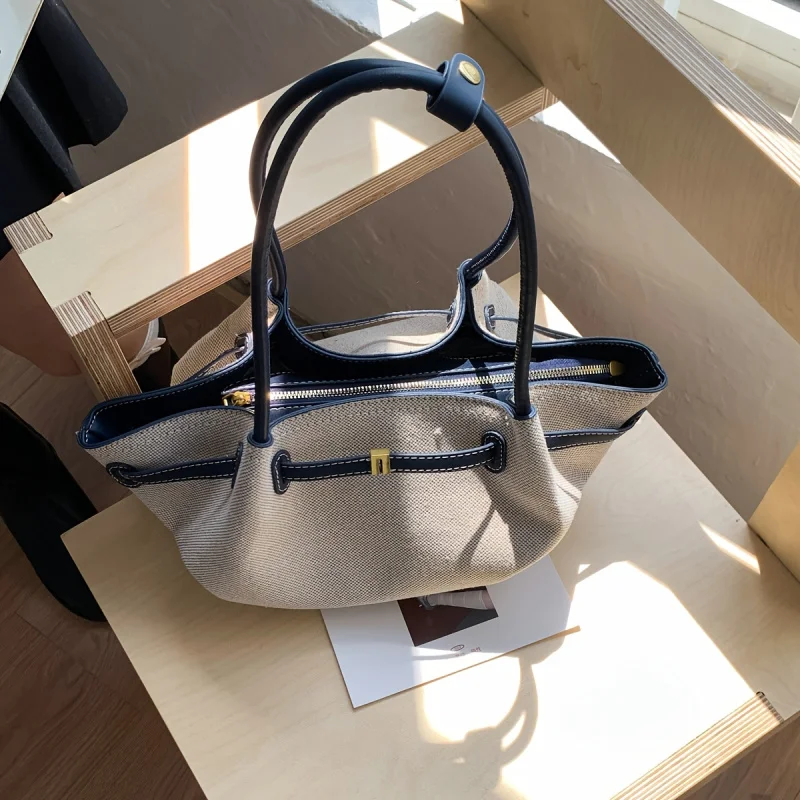 Women's Large Capacity Handbag - Adjustable shoulder strap simple style,Fashionable Casual Travel Bag,Suitable for Work、Shopping
Women's Large Capacity Handbag - Adjustable shoulder strap simple style,Fashionable Casual Travel Bag,Suitable for Work、Shopping