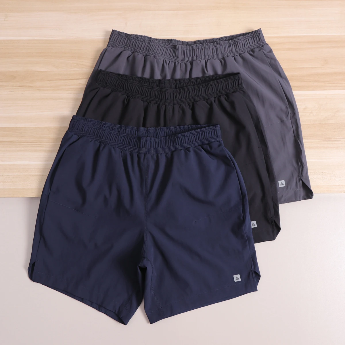 Men's Outdoor Sports Casual Shorts Laser Perforated Moisture Wicking Elastic Waist Quick Dry Polyester Fiber Standard Fit
Men's Outdoor Sports Casual Shorts Laser Perforated Moisture Wicking Elastic Waist Quick Dry Polyester Fiber Standard Fit