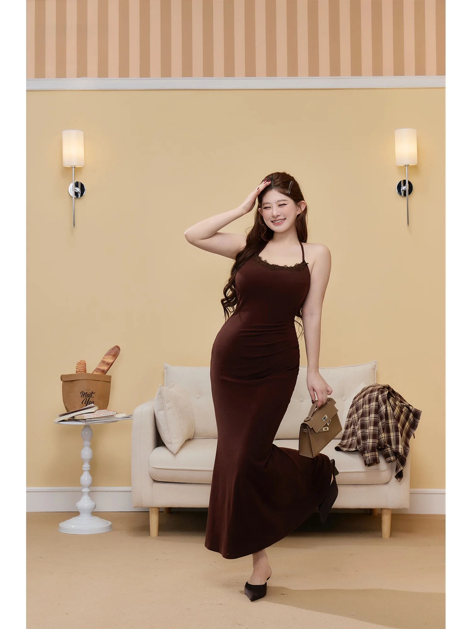 Elegant Brown Strapless Long Dress Slimming Summer Fashionable Women's Dress Zhou Bai Zi Brand VU Neck Fish Tail Skirt
Elegant Brown Strapless Long Dress Slimming Summer Fashionable Women's Dress Zhou Bai Zi Brand VU Neck Fish Tail Skirt