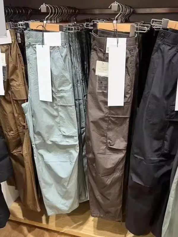 Casual Straight Leg Workwear Pants Spring 2025 Unisex Wide Leg Long Trousers with Pockets Youth Fashion Winter Season
Casual Straight Leg Workwear Pants Spring 2025 Unisex Wide Leg Long Trousers with Pockets Youth Fashion Winter Season