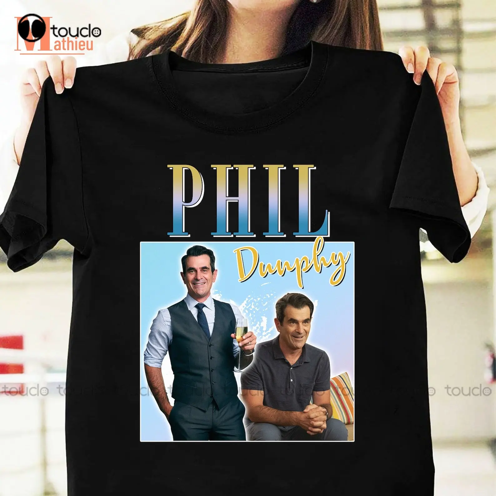 Phil Dunphy T-Shirt Modern Family Shirt Modern Family Tv Series Shirt Men'S White T-Shirts Xs-5Xl Christmas Gift Printed Tee
Phil Dunphy T-Shirt Modern Family Shirt Modern Family Tv Series Shirt Men'S White T-Shirts Xs-5Xl Christmas Gift Printed Tee