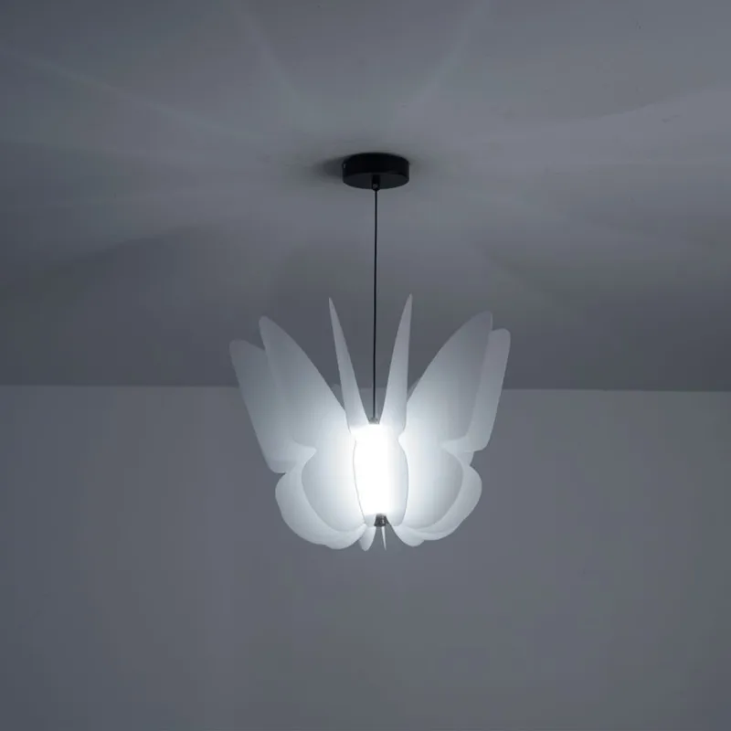 Postmodern pendant lamp designer white pendant light art minimalist butterfly lamp for bedside lamp office decoration light
Postmodern pendant lamp designer white pendant light art minimalist butterfly lamp for bedside lamp office decoration light