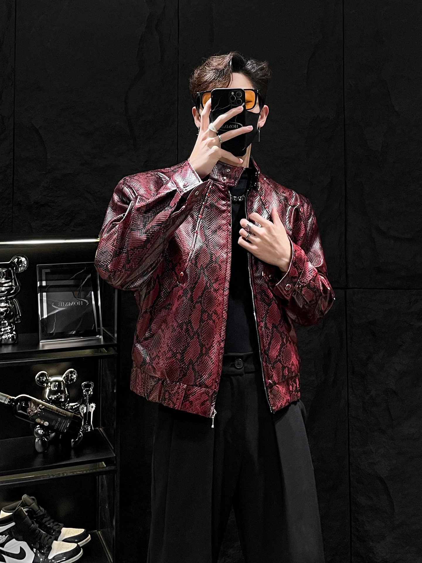 HOMME Мужское повседневное пальто ort Jaet с текстурой крови Python, красное, рубиновое, с воротником-стойкой и застежкой-молнией
HOMME Мужское повседневное пальто ort Jaet с текстурой крови Python, красное, рубиновое, с воротником-стойкой и застежкой-молнией