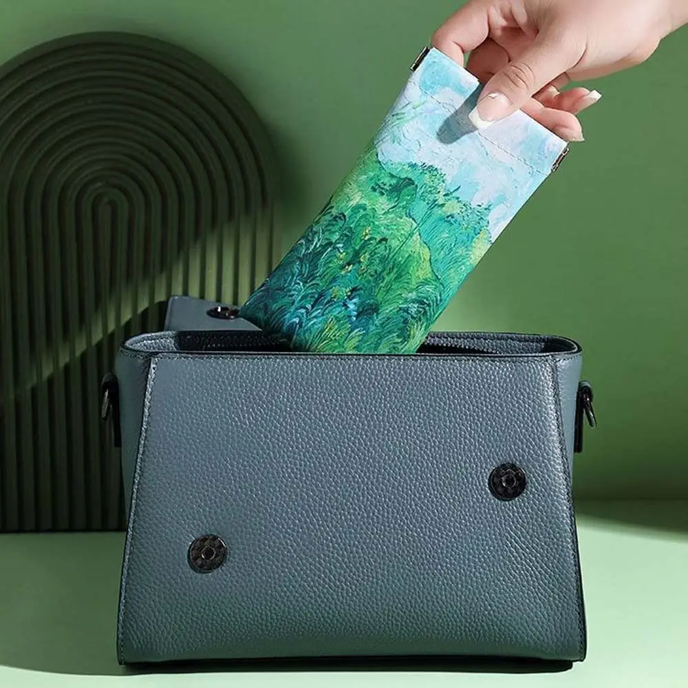 PU Leather Self-closing Glasses Bag Flower Korean Style Small Lipstick Bag Storage Pouch Bag Sunglasses Case Mini Coin Purse
PU Leather Self-closing Glasses Bag Flower Korean Style Small Lipstick Bag Storage Pouch Bag Sunglasses Case Mini Coin Purse