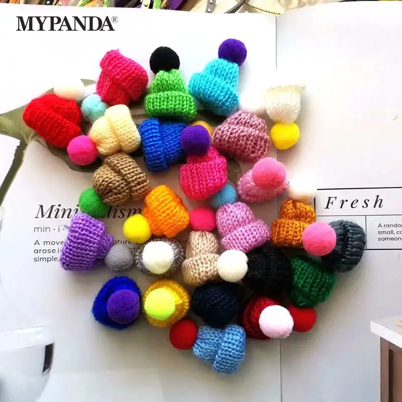 10 Pcs 3.5CM Mini Handmade Small Knitting Hat for DIY Dolls Decoration Phone case Decoration
10 Pcs 3.5CM Mini Handmade Small Knitting Hat for DIY Dolls Decoration Phone case Decoration