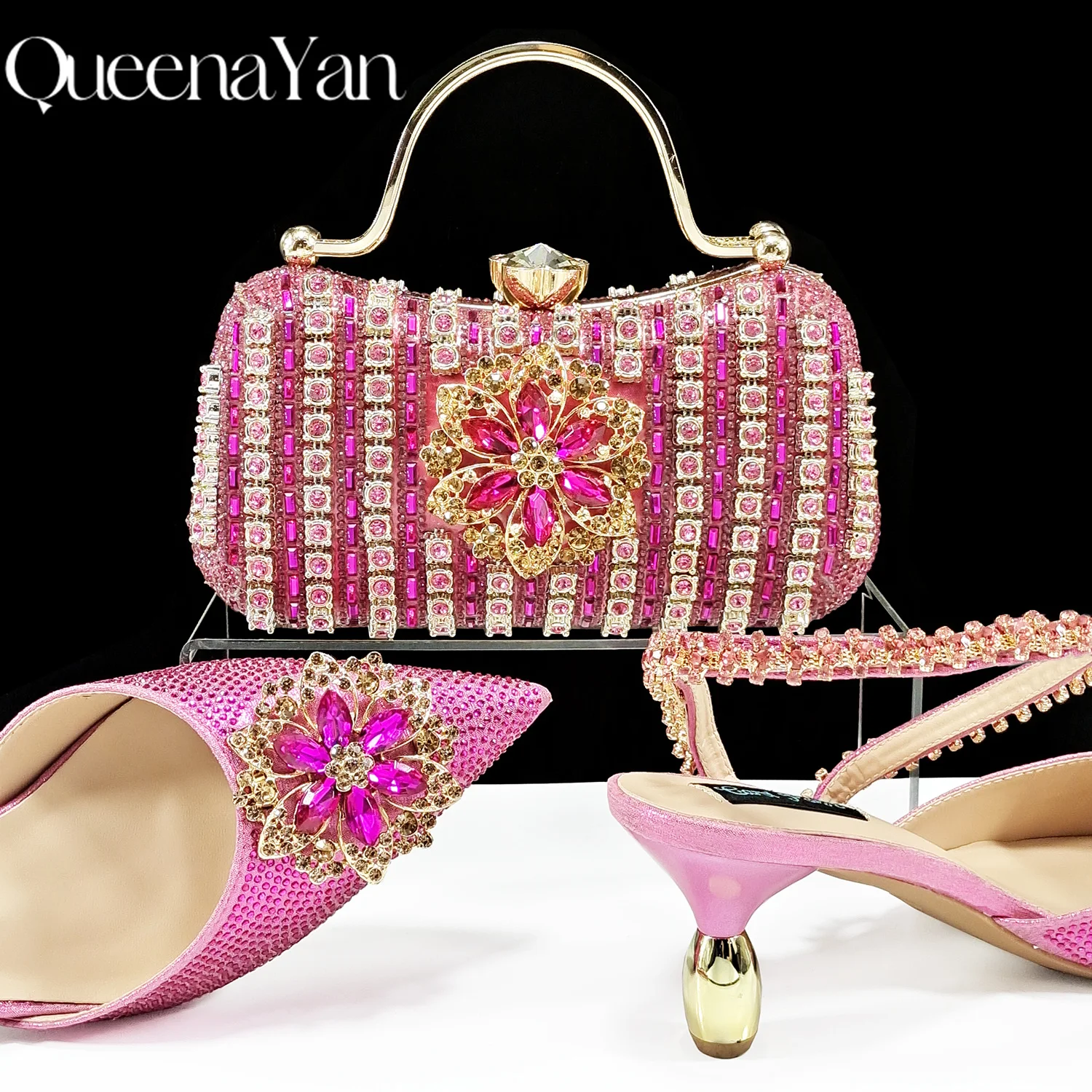 Queena Yan 2024 Party Perfection: Rhinestone-Embellished Heels and Gold Mini Bag for Elegant Nights
Queena Yan 2024 Party Perfection: Rhinestone-Embellished Heels and Gold Mini Bag for Elegant Nights