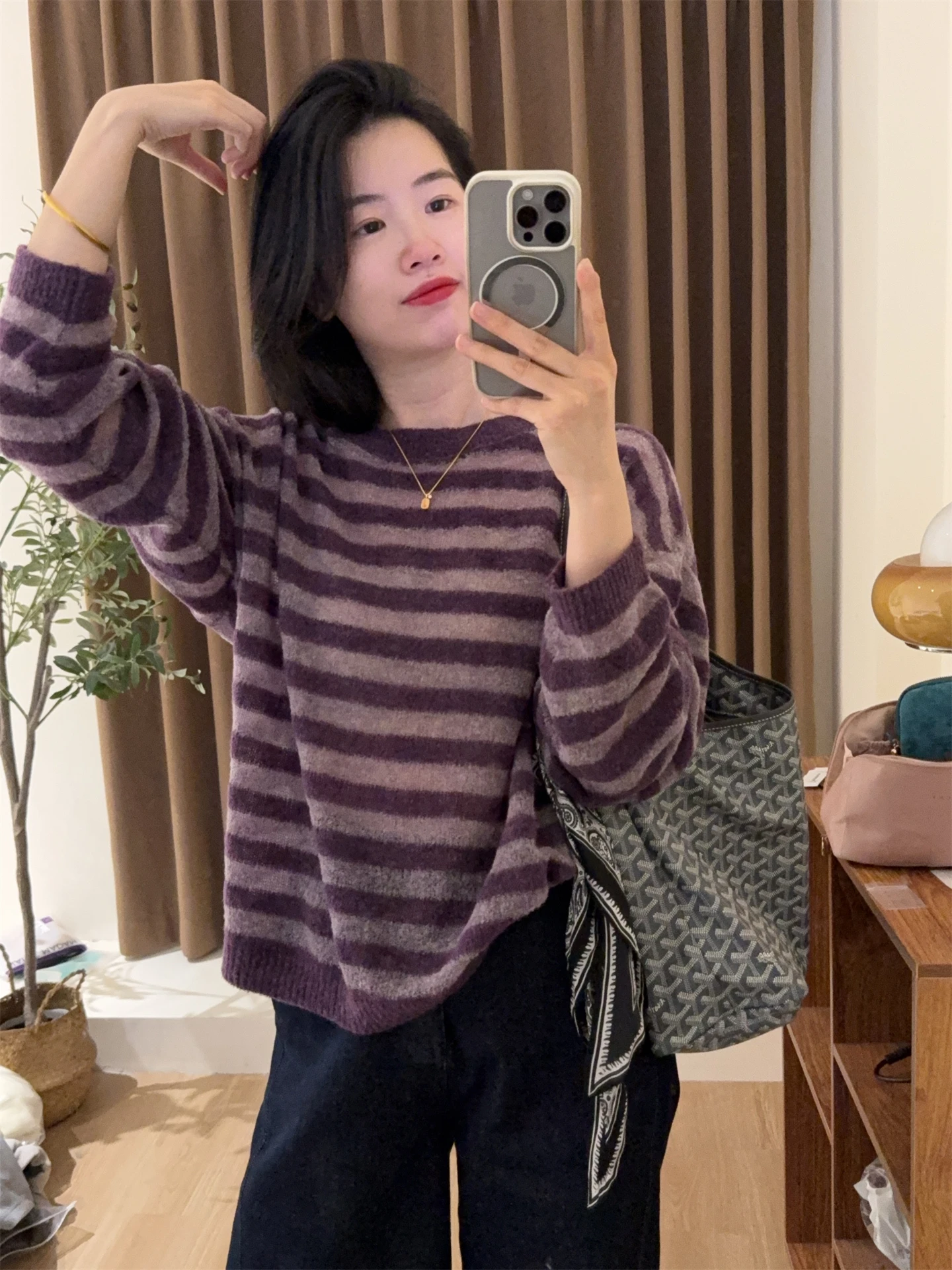 Ультрамягкий фиолетовый полосатый свитер с круглым вырезом, вязаный, из смесовой шерсти, с длинными рукавами, для дома и комфортного отдыха, на осенне-зимний сезон
Ультрамягкий фиолетовый полосатый свитер с круглым вырезом, вязаный, из смесовой шерсти, с длинными рукавами, для дома и комфортного отдыха, на осенне-зимний сезон