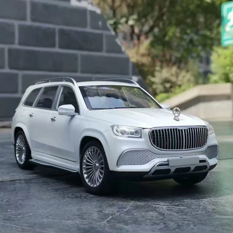 1:24 M B M GLS600 Alloy Car Model Diecasts Metal Toy Vehicles Car Model Simulation Sound Light Kids Gift A101
1:24 M B M GLS600 Alloy Car Model Diecasts Metal Toy Vehicles Car Model Simulation Sound Light Kids Gift A101