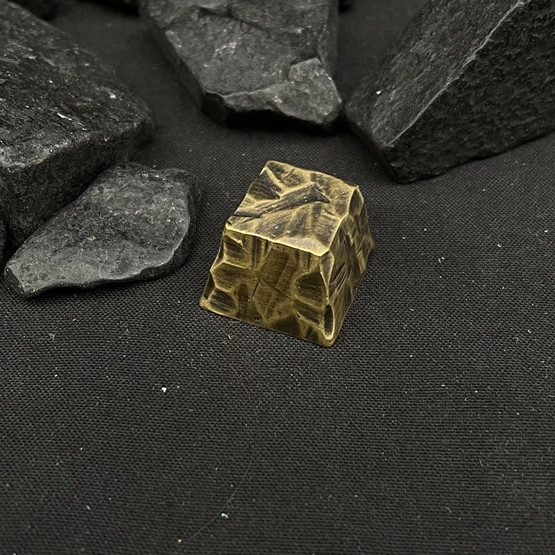 Pure copper original personality creative hand cut surface retro pure copper metal keycap mechanical keyboard keycap cross shaft
Pure copper original personality creative hand cut surface retro pure copper metal keycap mechanical keyboard keycap cross shaft