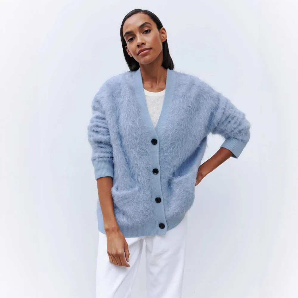 Light Luxury Mink Fur Cardigan Sweater Jacket Autumn and Winter Women Lazy Style Solid Loose Soft Thick Warm Casual Knit Jacket
Light Luxury Mink Fur Cardigan Sweater Jacket Autumn and Winter Women Lazy Style Solid Loose Soft Thick Warm Casual Knit Jacket