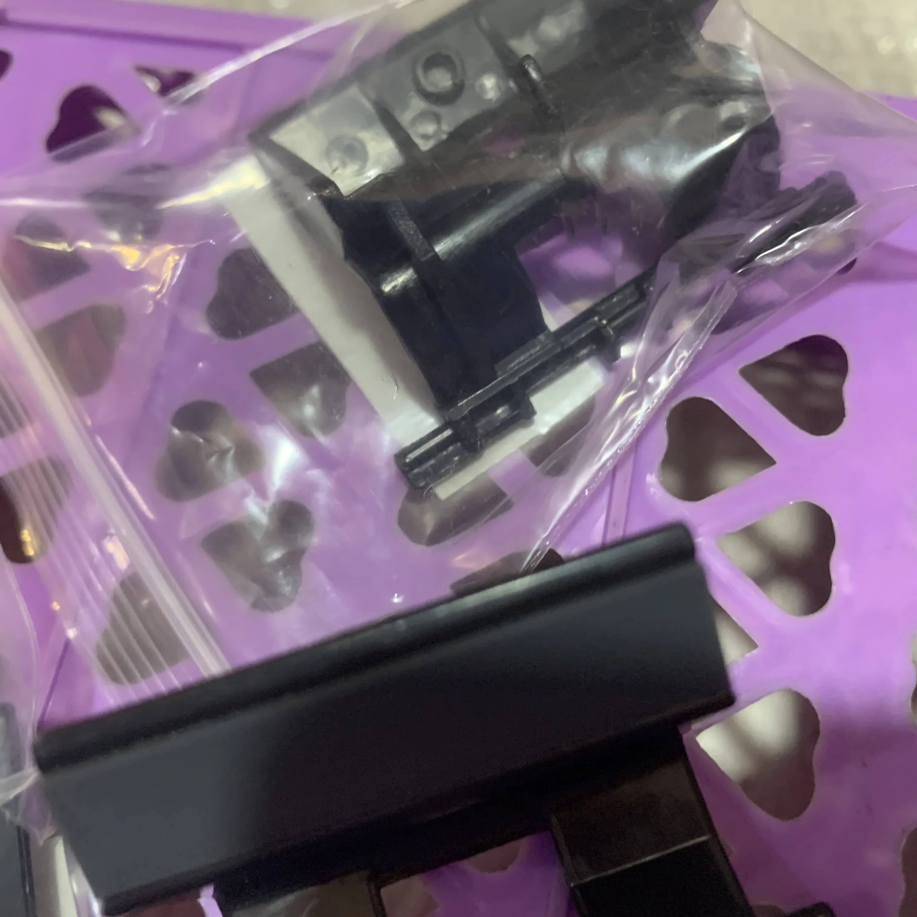 20 шт. RM1-4006-000 разделительная накладка для HP P1005 P1006 P1007 P1008 P1009 P1102 P1108 M1139 M1219 M1130 
20 шт. RM1-4006-000 разделительная накладка для HP P1005 P1006 P1007 P1008 P1009 P1102 P1108 M1139 M1219 M1130