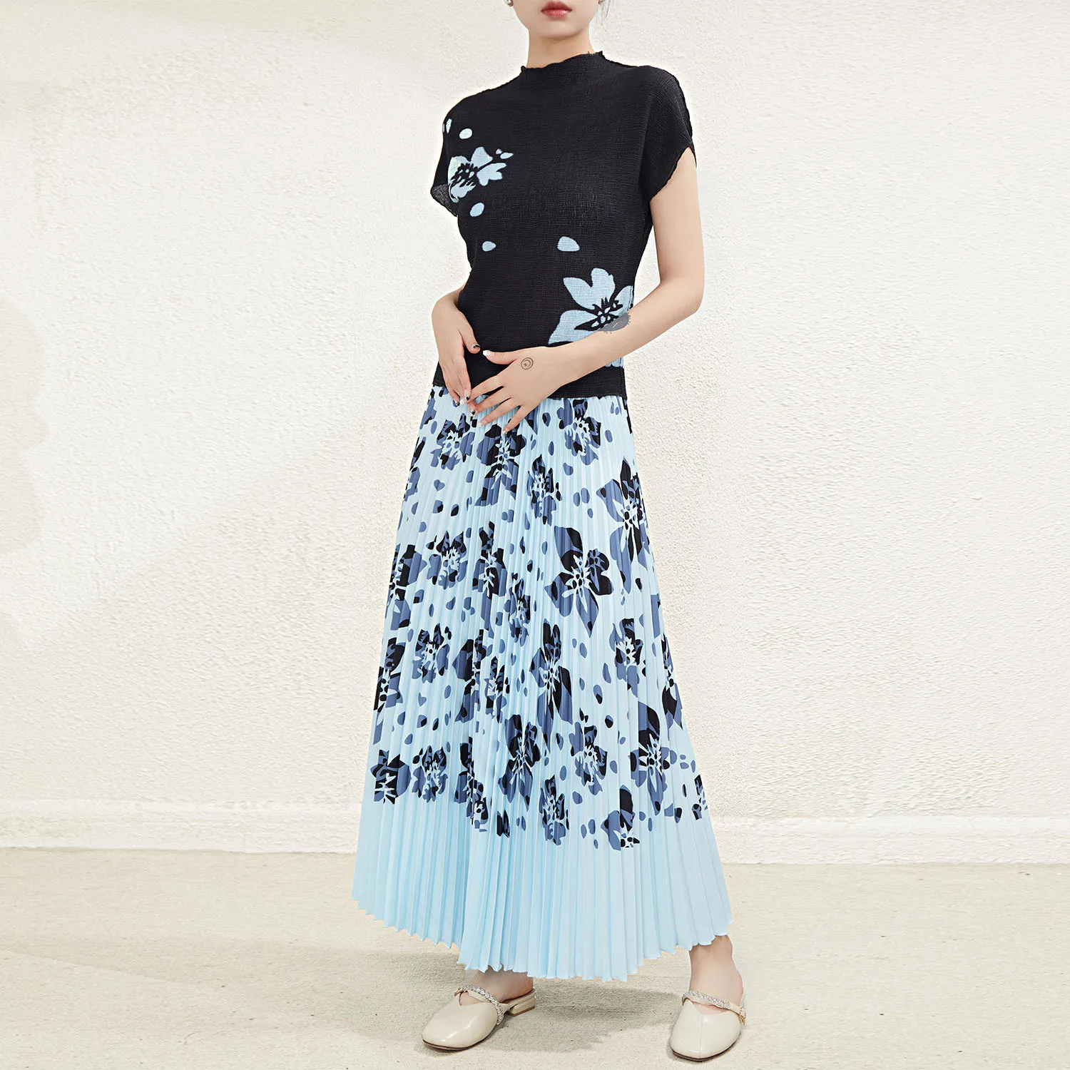 For All Occasions Woman's Printed Pleated Skirt Is a Shirt Set Trendy Two-Piece With Unique Prints Perfect for Fashion Women
For All Occasions Woman's Printed Pleated Skirt Is a Shirt Set Trendy Two-Piece With Unique Prints Perfect for Fashion Women