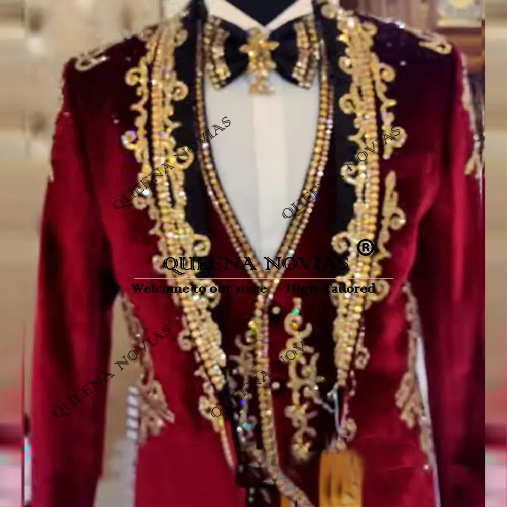Burgundy Velvet Groom Wedding Suits Beaded Crystals Prom Blazer Customized 3-Piece Sets Man Formal Party Wedding Groom Tuxedo
Burgundy Velvet Groom Wedding Suits Beaded Crystals Prom Blazer Customized 3-Piece Sets Man Formal Party Wedding Groom Tuxedo