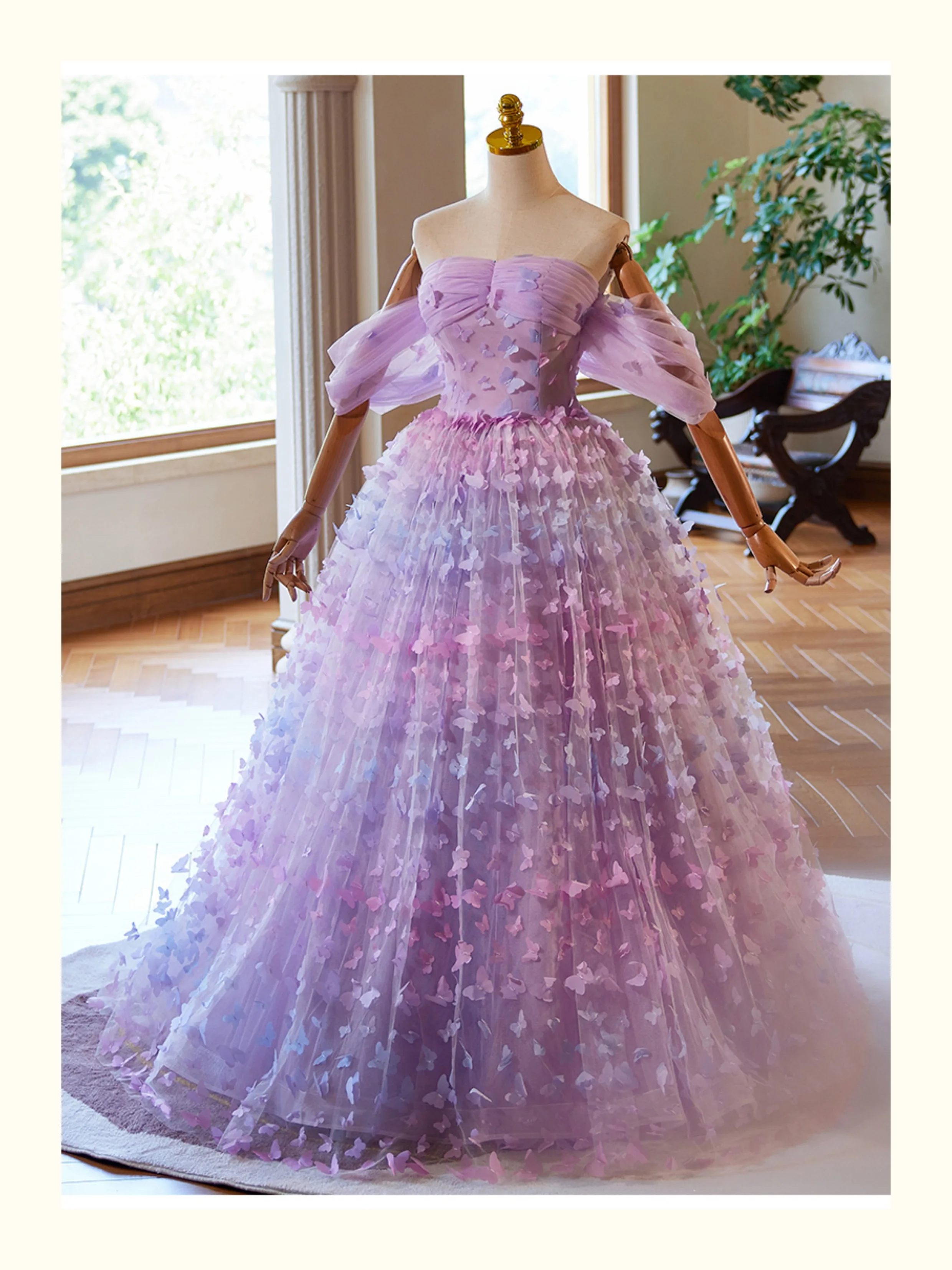 luxury light lavender butterfly veil dress evenings ball gown vintage/stuido/stage dress/can customize size
luxury light lavender butterfly veil dress evenings ball gown vintage/stuido/stage dress/can customize size
