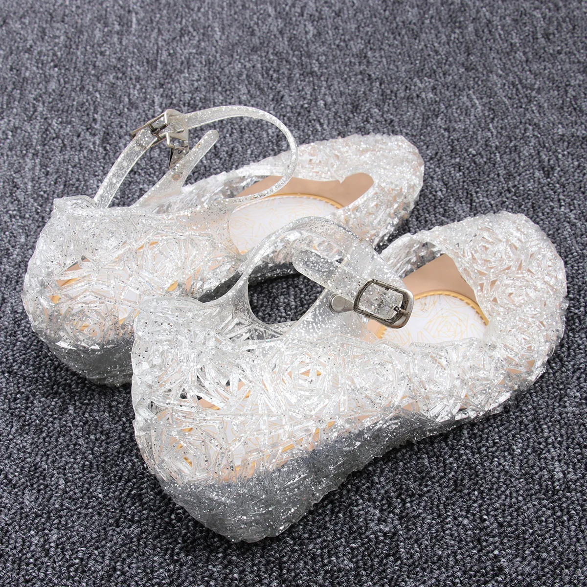 1 Pair Baby Girl Sandals Pvc Comfortable Adjustable Straps Summer Shoes For Girls Princess Style Sandals White Size 28
1 Pair Baby Girl Sandals Pvc Comfortable Adjustable Straps Summer Shoes For Girls Princess Style Sandals White Size 28