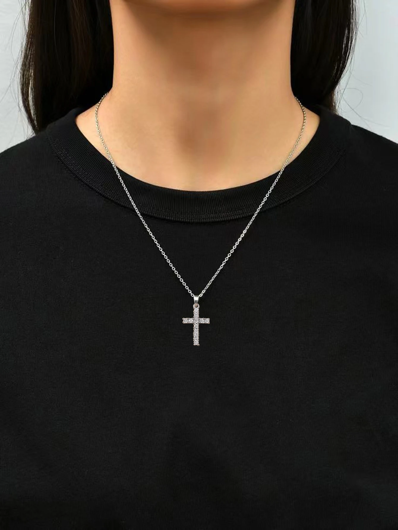 New Round Cross Chain Cross Zircon Pendant Necklace Classic Trendy Fashion Necklace Holiday Party Concert Shopping Gift Necklace
New Round Cross Chain Cross Zircon Pendant Necklace Classic Trendy Fashion Necklace Holiday Party Concert Shopping Gift Necklace