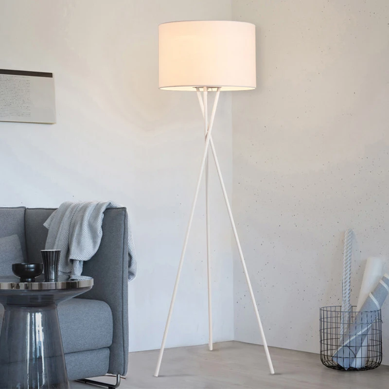 Minimalist LED Floor Lamp, Living Room, Bedroom, Study, Nordic Ins Style Creative Remote Control Dimming Vertical Lamp
Minimalist LED Floor Lamp, Living Room, Bedroom, Study, Nordic Ins Style Creative Remote Control Dimming Vertical Lamp