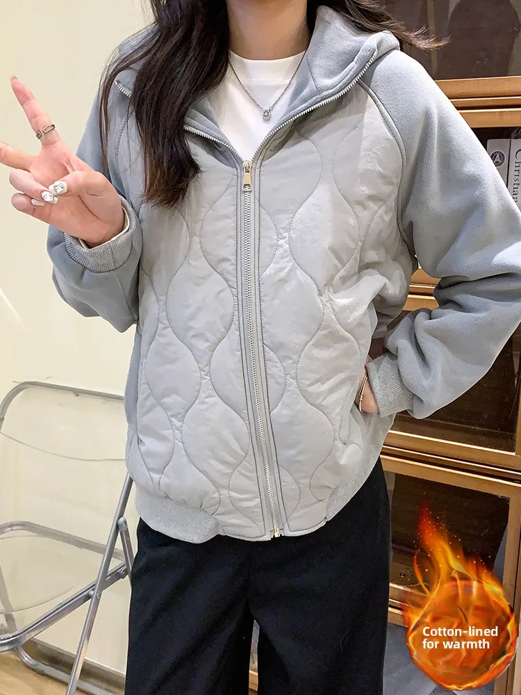 Women's Casual Loose ort Cotton Jaet Coat with Hood down Filling Warmth Quilted Splicing Design Thiened Zipper Closure
Women's Casual Loose ort Cotton Jaet Coat with Hood down Filling Warmth Quilted Splicing Design Thiened Zipper Closure