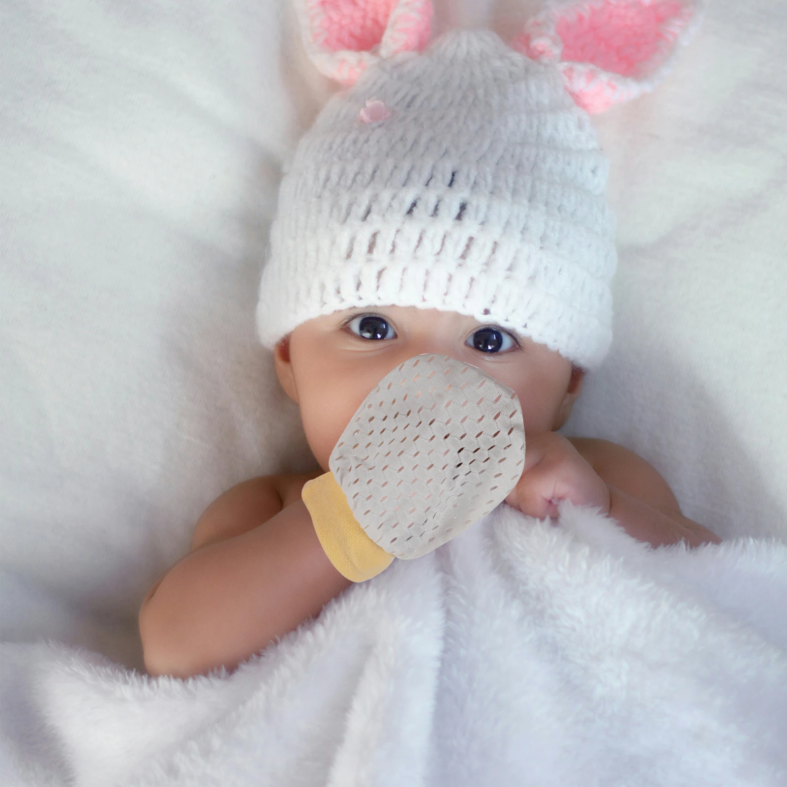 2 Pairs Anti scratch Baby Mittens Newborn Face Guard Thin Mesh Summer No scratching Gloves Infant Girl Soft Nylon Breathable 
2 Pairs Anti scratch Baby Mittens Newborn Face Guard Thin Mesh Summer No scratching Gloves Infant Girl Soft Nylon Breathable