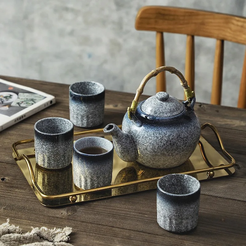 Japan Kiln-fired Ceramic Tea Set Creative Retro Gradient Colors 1 Pot 4 Cups Coffee Set Rough Pottery Teapot Drinking Utensils
Japan Kiln-fired Ceramic Tea Set Creative Retro Gradient Colors 1 Pot 4 Cups Coffee Set Rough Pottery Teapot Drinking Utensils
