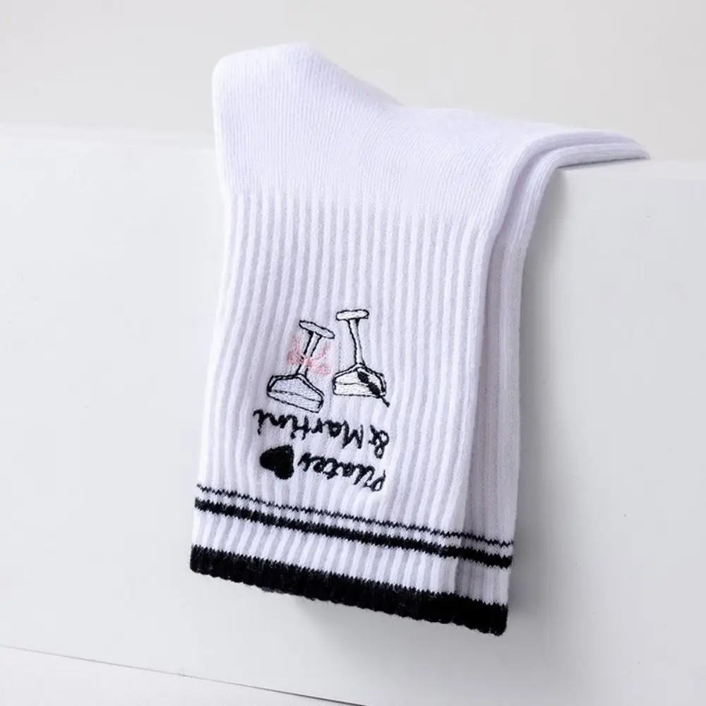 New Cotton Pilates Socks Harajuku Street Breathable Yoga Socks Non-Slip Grip Sweat-absorbent Cherry Embroidery Socks
New Cotton Pilates Socks Harajuku Street Breathable Yoga Socks Non-Slip Grip Sweat-absorbent Cherry Embroidery Socks