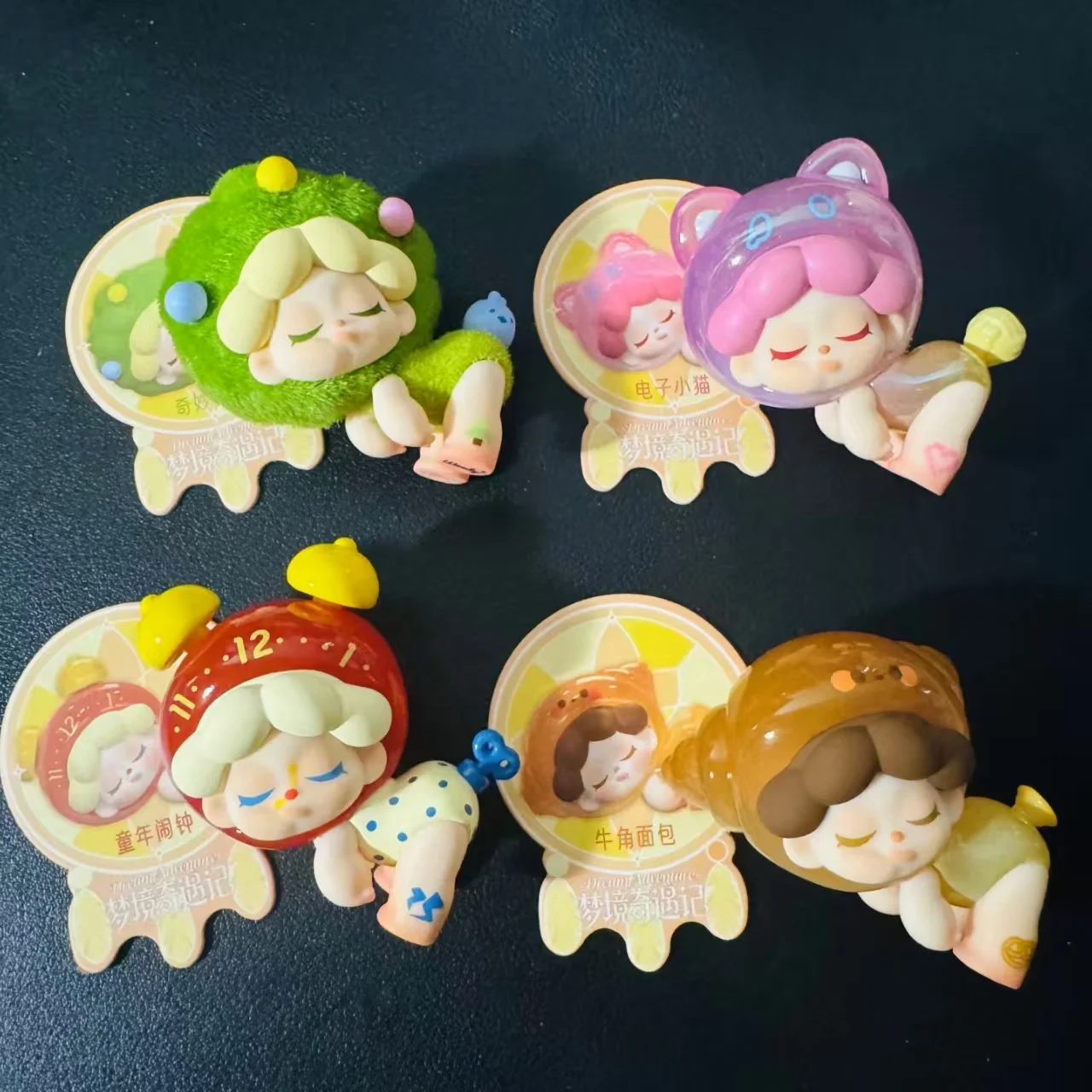 Dodosugar Mystery Box Wendy Dreamland Series Mini Kawaii Figure Cute Blind Box Collectible Toy Doll Desk Decor Birthday Gift
Dodosugar Mystery Box Wendy Dreamland Series Mini Kawaii Figure Cute Blind Box Collectible Toy Doll Desk Decor Birthday Gift