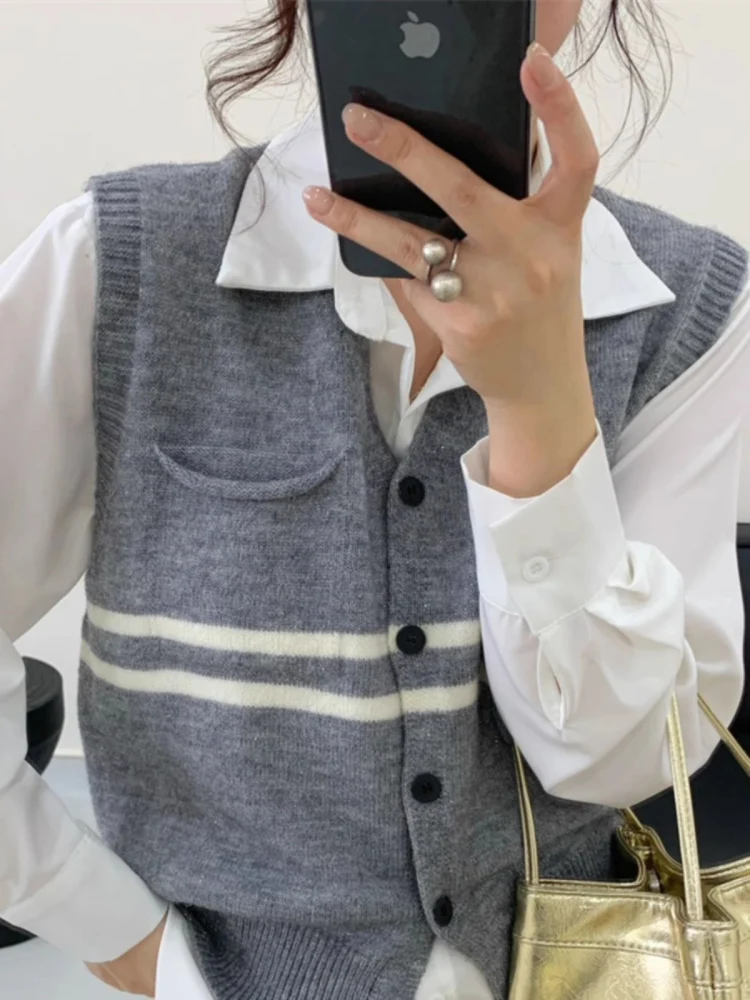 Мягкий уютный полосатый вязаный кардиган свободного кроя в университетском стиле, модный жилет из пряжи, осенняя новинка, женский, стандартный крой, Svel...
Мягкий уютный полосатый вязаный кардиган свободного кроя в университетском стиле, модный жилет из пряжи, осенняя новинка, женский, стандартный крой, Svel...