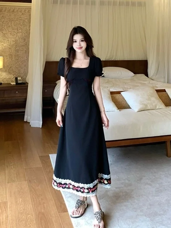 plus Size Women's Elegant Square Collar Short Sleeve A-Line Dress Summer New Style Waist-Cinching Belly- Concealing Dress
plus Size Women's Elegant Square Collar Short Sleeve A-Line Dress Summer New Style Waist-Cinching Belly- Concealing Dress