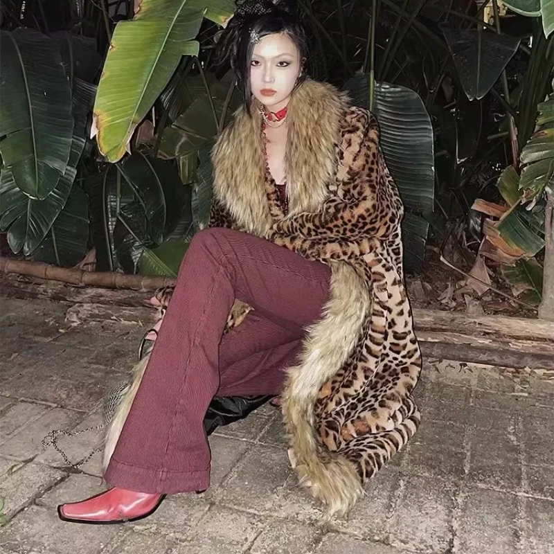 Leopard Long Faux Fur Coat for Women Warm Thick Autumn Winter Jacket Large Size Overcoat with Turn down Collar Maxi Outerwear
Leopard Long Faux Fur Coat for Women Warm Thick Autumn Winter Jacket Large Size Overcoat with Turn down Collar Maxi Outerwear