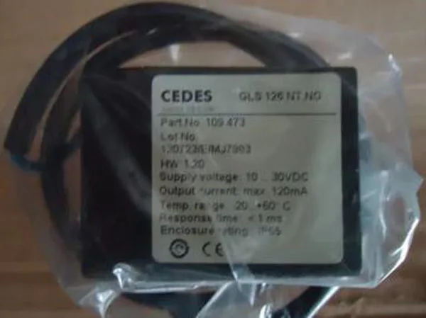 Elevator parts photoelectric switch CEDES leveling sensor GLS126NT.NO XAA177AZ3/4
Elevator parts photoelectric switch CEDES leveling sensor GLS126NT.NO XAA177AZ3/4