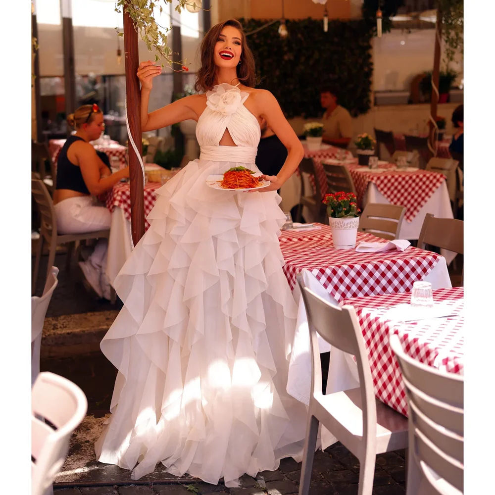 Elegant White Evening Dresses Chic Halter Tiered Ruched A-Line Prom Gowns Sleeveless Backless Pleat Sweep Train Party Dresses
Elegant White Evening Dresses Chic Halter Tiered Ruched A-Line Prom Gowns Sleeveless Backless Pleat Sweep Train Party Dresses