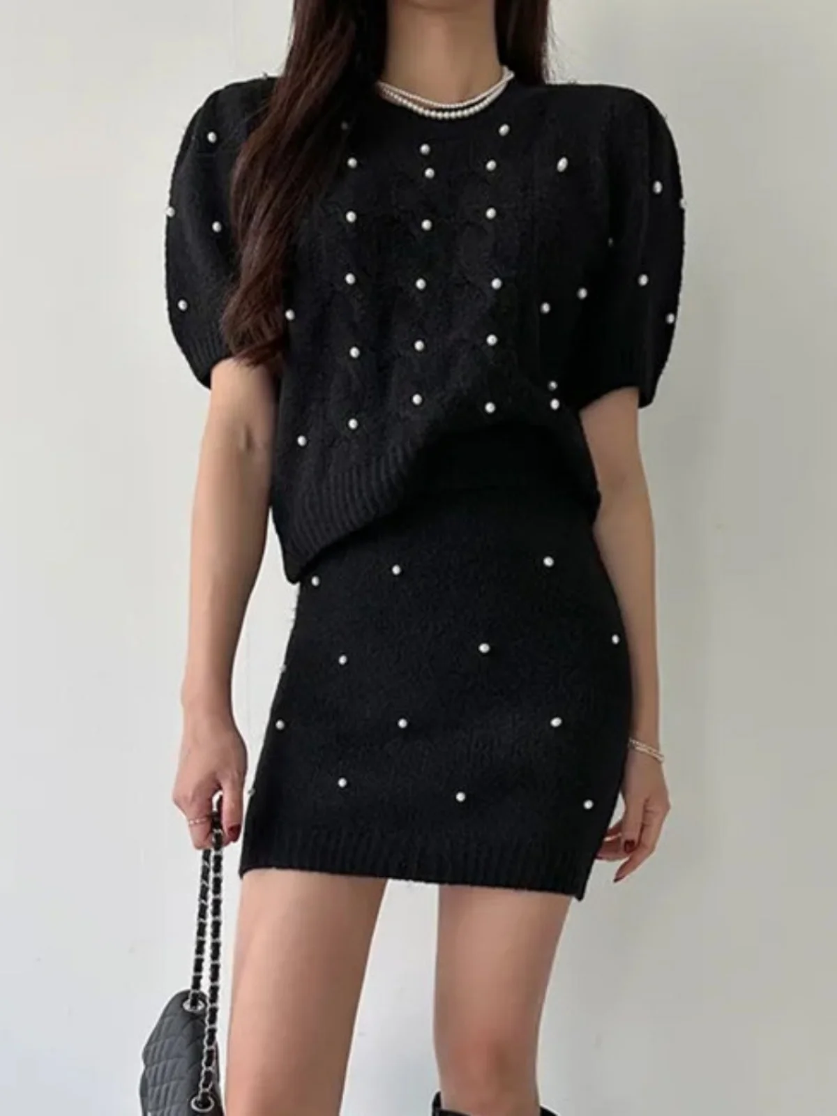 Уникальный красивый модный вязаный свитер ort Sve и утягивающая юбка, женский комплект, зимний женский комплект Thiened Camere, круглый...
Уникальный красивый модный вязаный свитер ort Sve и утягивающая юбка, женский комплект, зимний женский комплект Thiened Camere, круглый...