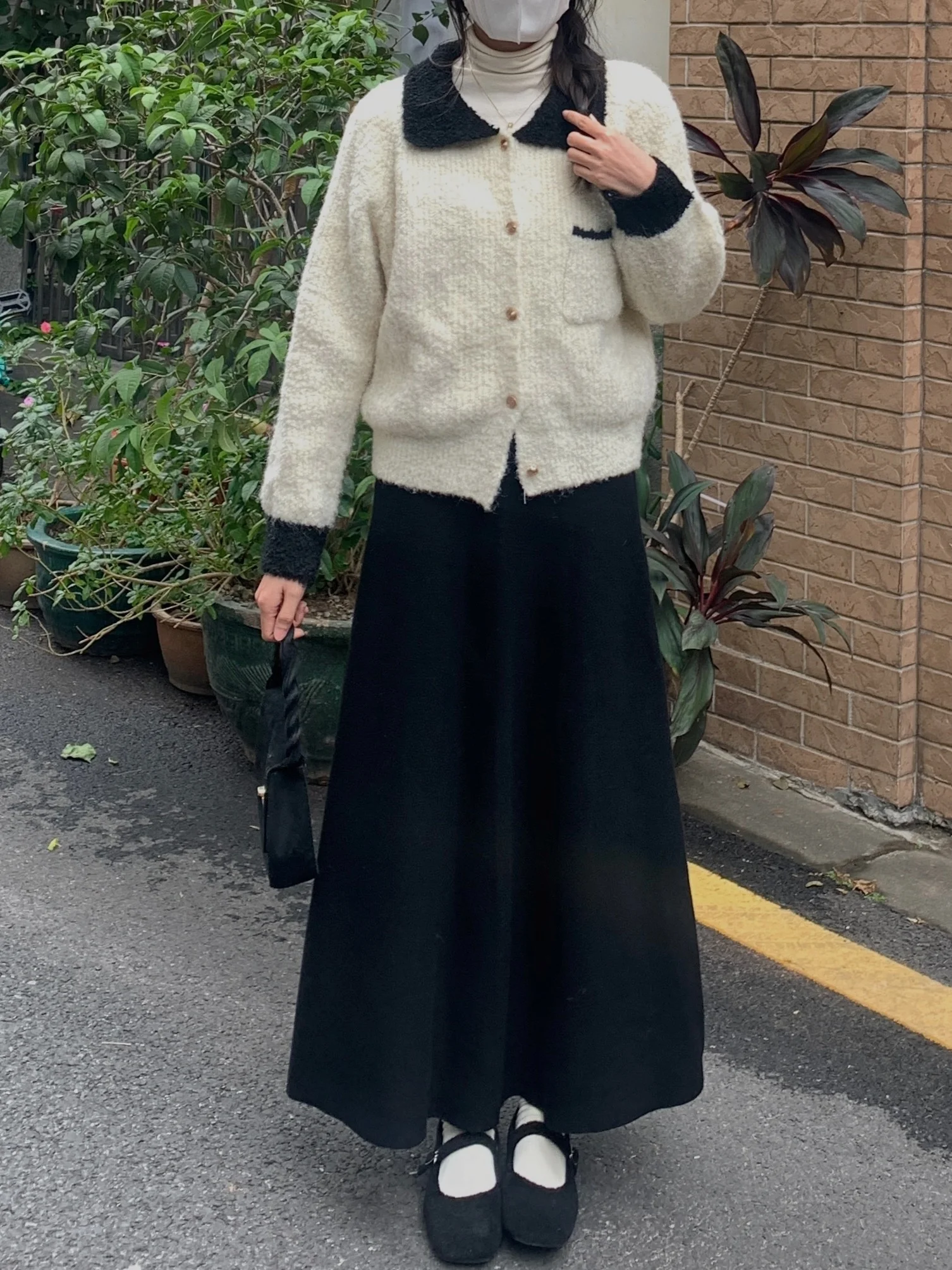 Вязаная юбка А-силуэта Bla для женщин, с высокой талией, на резинке, утягивающая, осенне-зимняя, новая, в корейском стиле, однотонная
Вязаная юбка А-силуэта Bla для женщин, с высокой талией, на резинке, утягивающая, осенне-зимняя, новая, в корейском стиле, однотонная