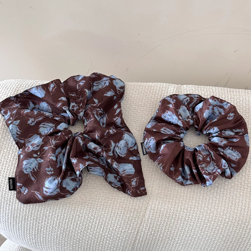 Floral large hair band 2025 autumn ponytail elegant accessories for women Girl korean scrunchie elastic leading fashion vintage
Floral large hair band 2025 autumn ponytail elegant accessories for women Girl korean scrunchie elastic leading fashion vintage