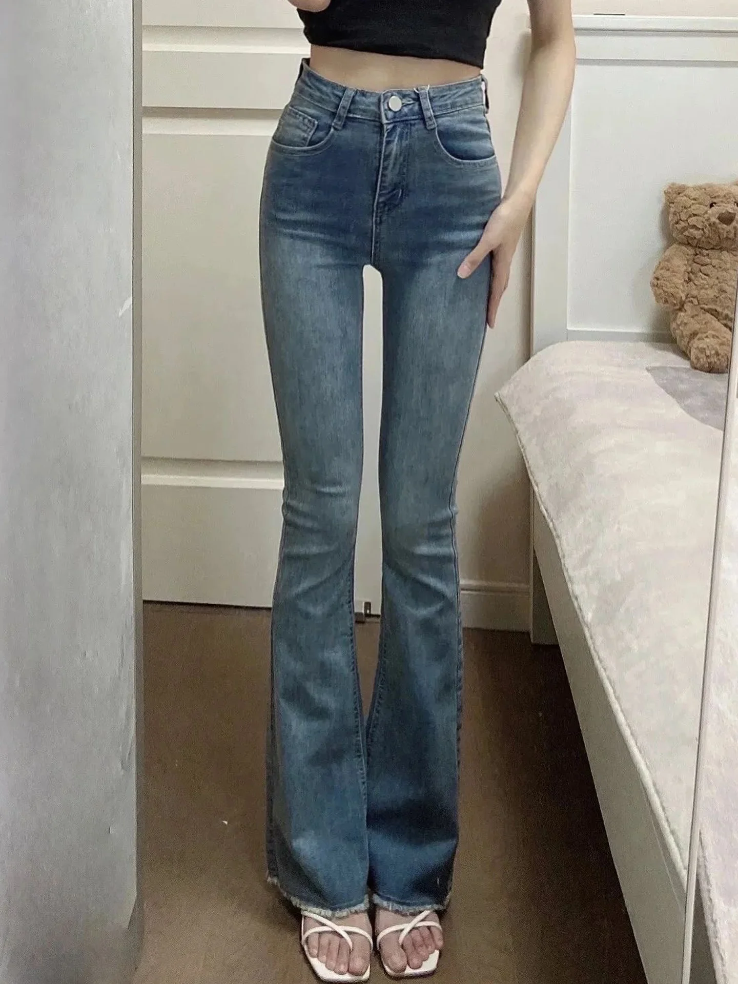 High Waist Flared Straight Leg Jeans Women's Summer New Commute Slimming Elastic Floor Length Street Style Long Trousers
High Waist Flared Straight Leg Jeans Women's Summer New Commute Slimming Elastic Floor Length Street Style Long Trousers