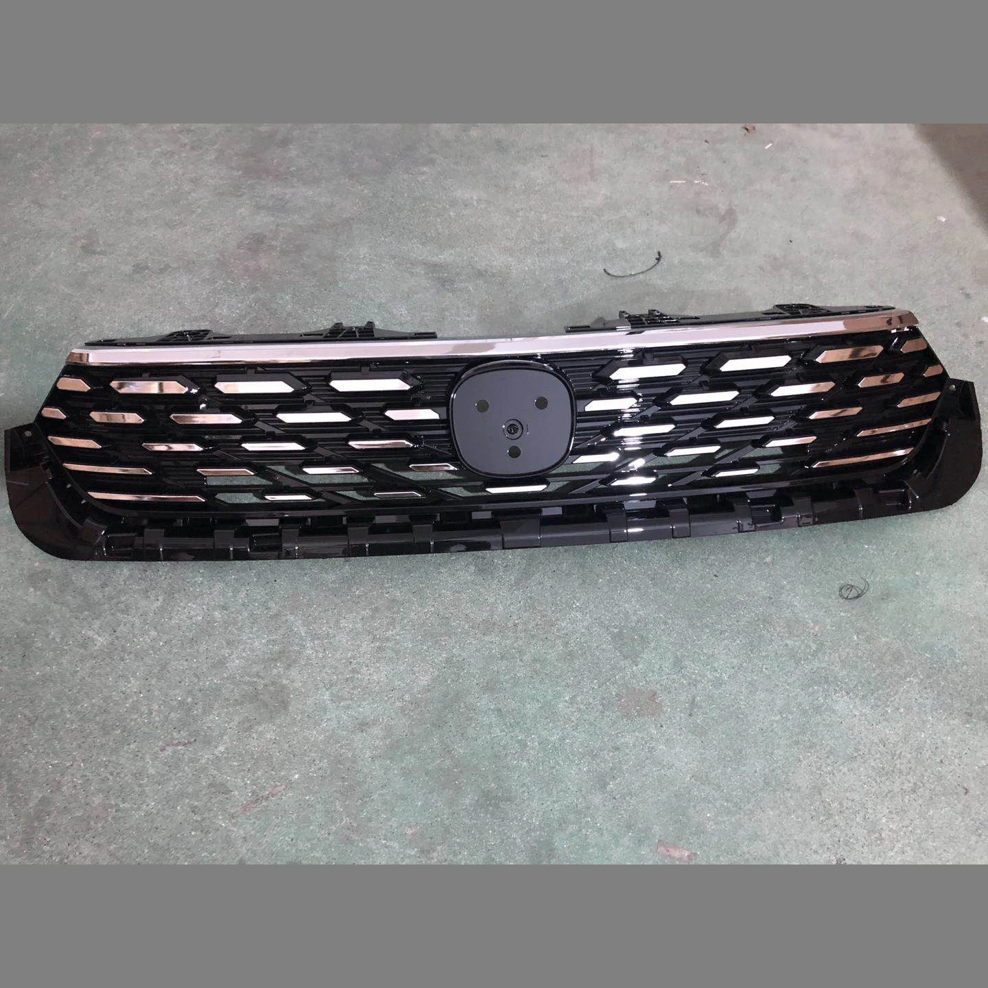 original CHANGAN CS55 Front Grille Bright Star Shape and Black Type high quality
original CHANGAN CS55 Front Grille Bright Star Shape and Black Type high quality