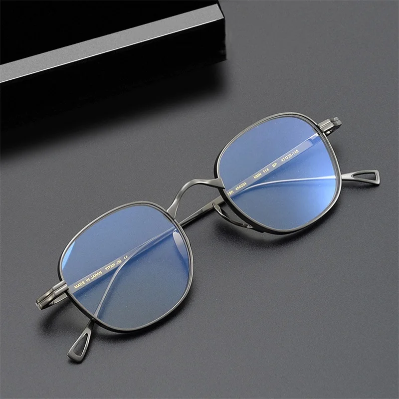 Ultra light Eyeglasses Men Japan Style Pure Titanium Retro Design Glasses Frame Women Optical Myopia Reading Frame Eyewear
Ultra light Eyeglasses Men Japan Style Pure Titanium Retro Design Glasses Frame Women Optical Myopia Reading Frame Eyewear