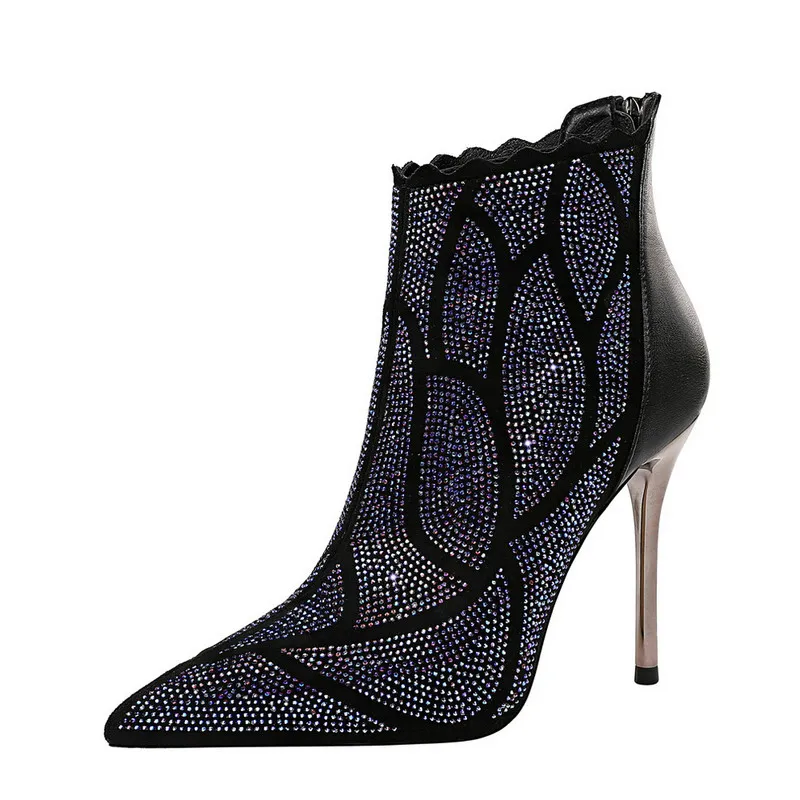 Women Ankle Length Flock Boots Fashion Pointed Toe Thin Heels Shoes Winter Ankle Boots Rhinestone Design Ladies Shoes
Women Ankle Length Flock Boots Fashion Pointed Toe Thin Heels Shoes Winter Ankle Boots Rhinestone Design Ladies Shoes