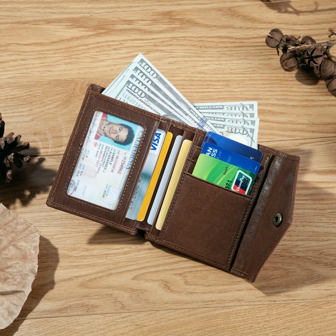 Multi-Card Vintage Leather Bifold Wallet - Snap Closure Envelope Purse with ID Slot for men, Compact Organizer for Daily Carry
Multi-Card Vintage Leather Bifold Wallet - Snap Closure Envelope Purse with ID Slot for men, Compact Organizer for Daily Carry