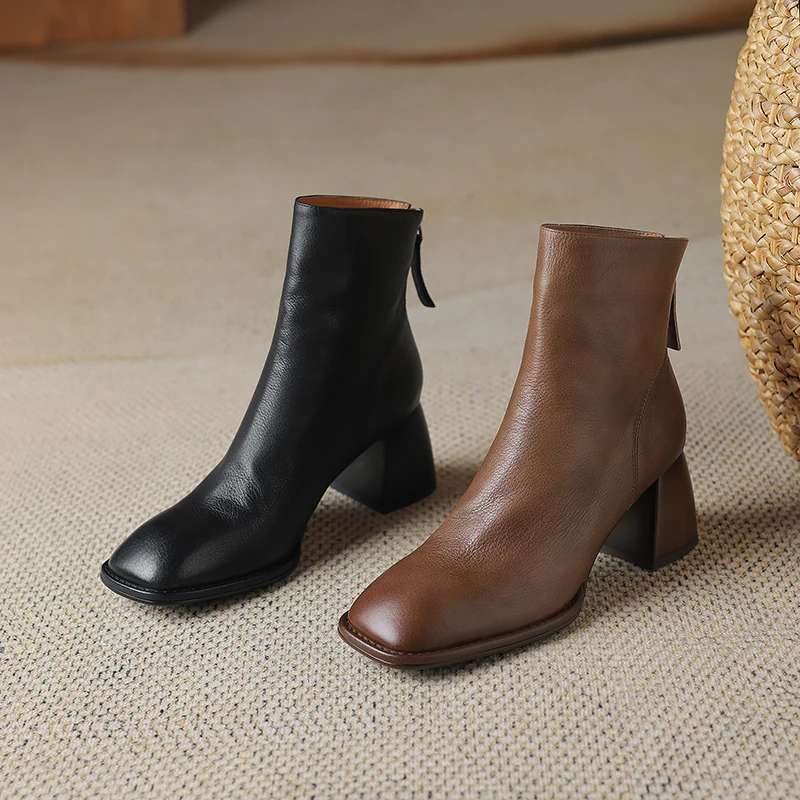 Women Ankle Boots Shoes Genuine Leather Elegant Fashion Thick Heels 6.5cm Chelsea Boots Large Size Elegant Shoes Zipper Y79
Women Ankle Boots Shoes Genuine Leather Elegant Fashion Thick Heels 6.5cm Chelsea Boots Large Size Elegant Shoes Zipper Y79
