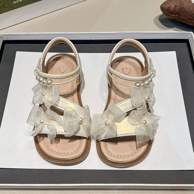 2026 Summer New Girls Princess Style Sandals with Soft Sole and Fashionable Mesh Design
2026 Summer New Girls Princess Style Sandals with Soft Sole and Fashionable Mesh Design