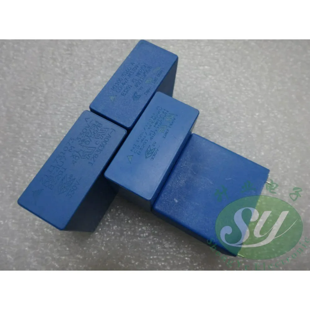 EPCOS 4.7uf/330vAC 4u7 475 X1 Brand new 38mm film capacitor
EPCOS 4.7uf/330vAC 4u7 475 X1 Brand new 38mm film capacitor